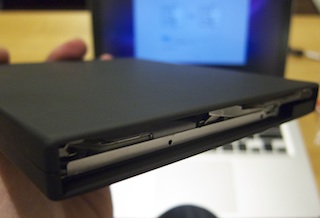 光学ドライブを外付けに 光学ドライブを外付けに